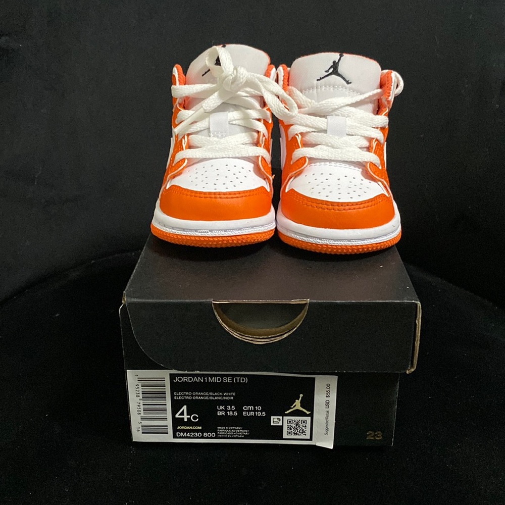 Jordan 1 Mid Se 4c